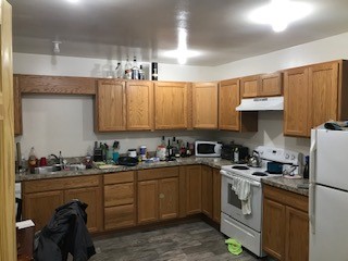 122 Durand kitchen pic